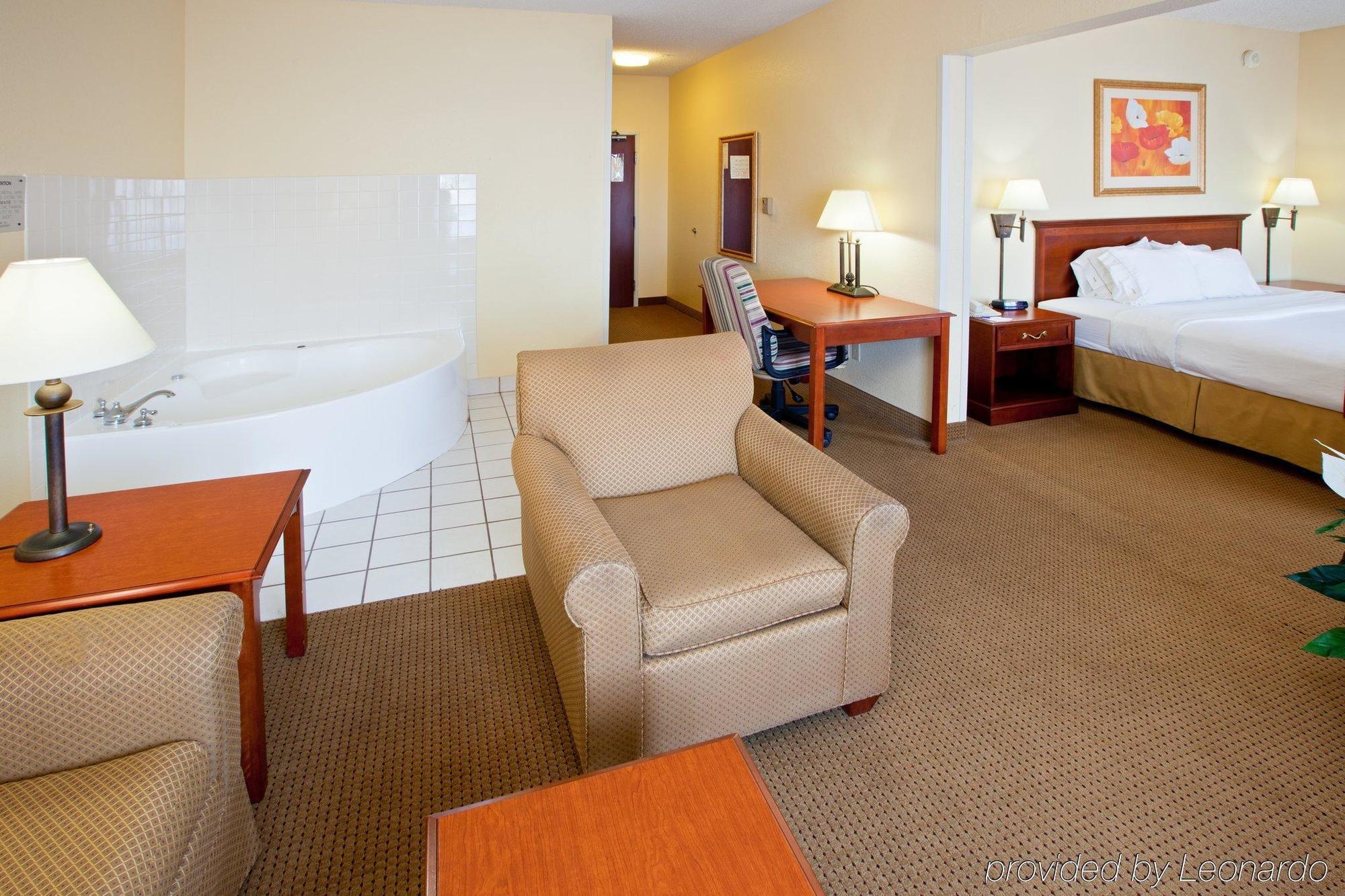 Holiday Inn Express & Suites - Muncie, An Ihg Hotel Bilik gambar