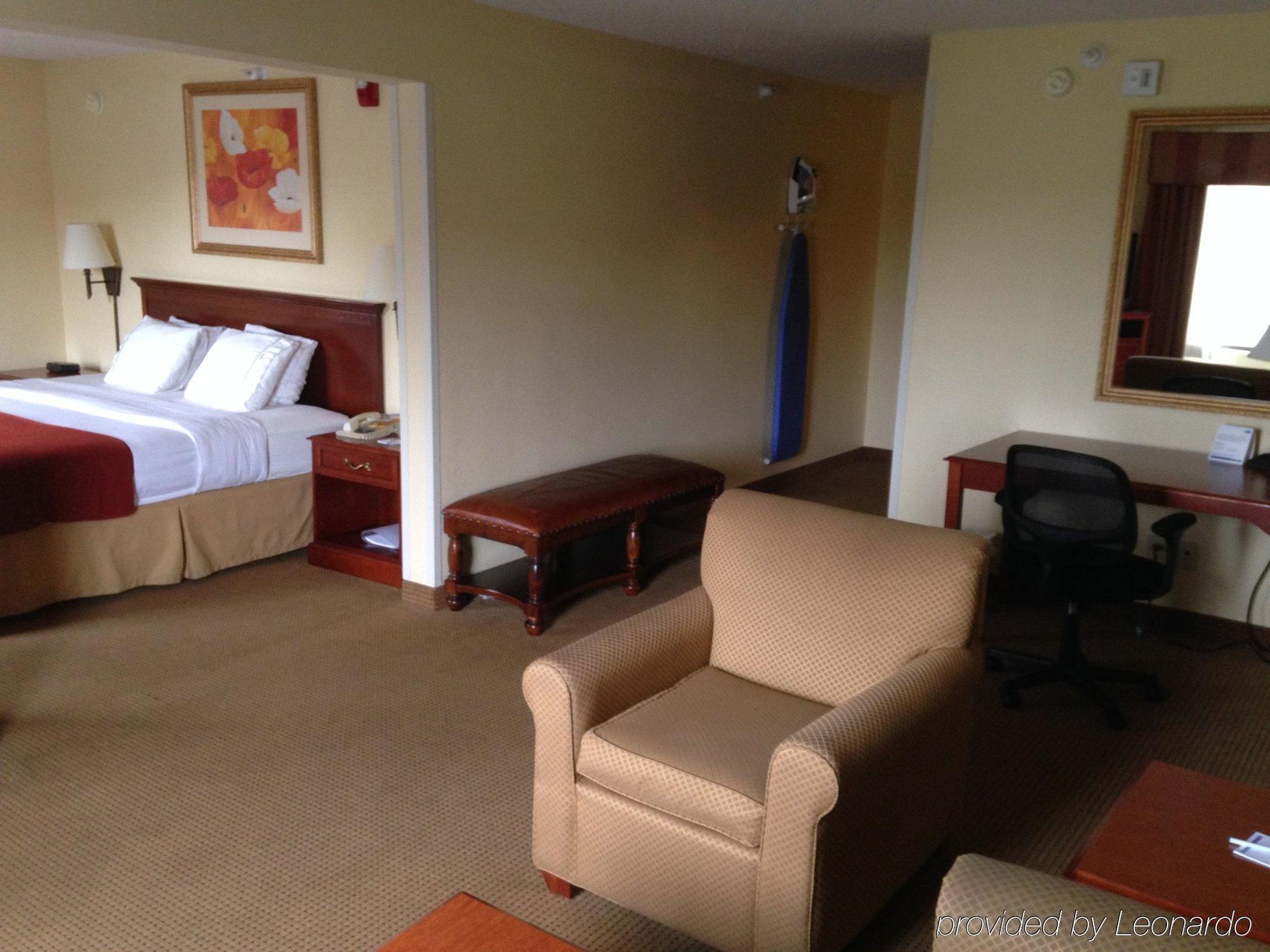 Holiday Inn Express & Suites - Muncie, An Ihg Hotel Luaran gambar